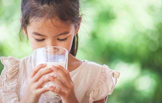 Cara Mengatasi Alergi Laktosa pada Anak